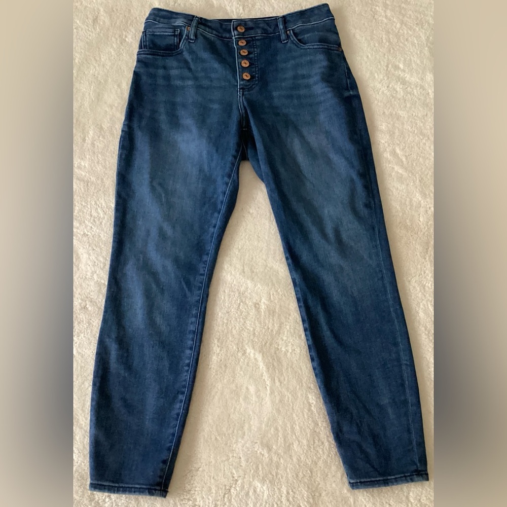 Express Ladies Blue Jean Denim Mid-Rise Curvy Skinny Stretch Button Fly 12R